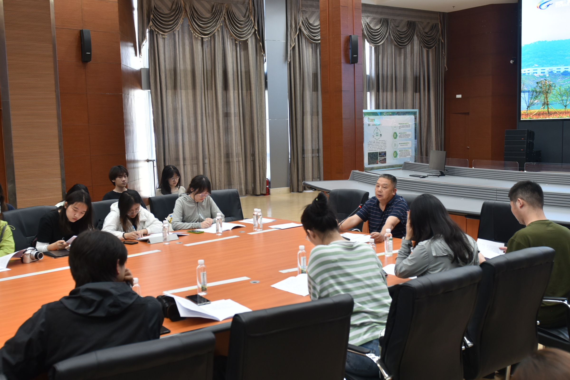 校企聯(lián)袂繪藍(lán)圖，北林學(xué)子訪金森